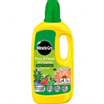 Miracle-Gro® Liquid Plant Food - Pour & Feed™ 1L Miracle-Gro® Liquid Plant Food - Pour & Feed™ 1L