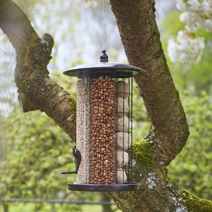 TOM CHAMBERS TOM CHAMBERS Trinity Bird Feeder TOM CHAMBERS TOM CHAMBERS Trinity Bird Feeder
