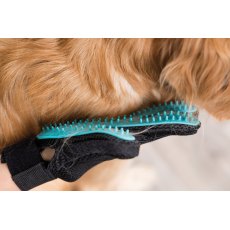 TRIXIE Fur care glove, mesh material/TPR, 16 × 24 cm