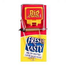 THE BIG CHEESE Fresh Baited Mouse Trap