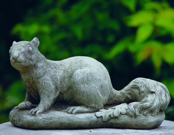STANDING SQUIRREL  